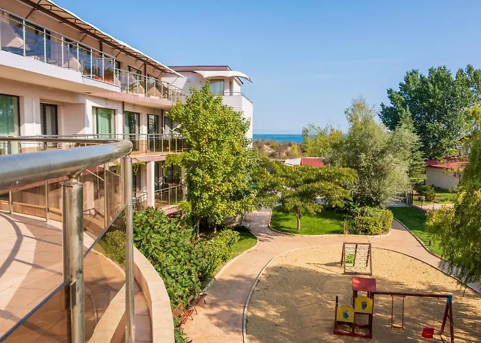 Apartment Sozopoli Style Club