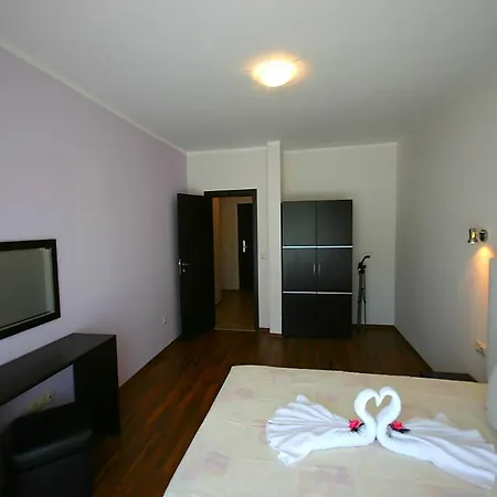 Sozopoli Beachfront Apartament Sozopol
